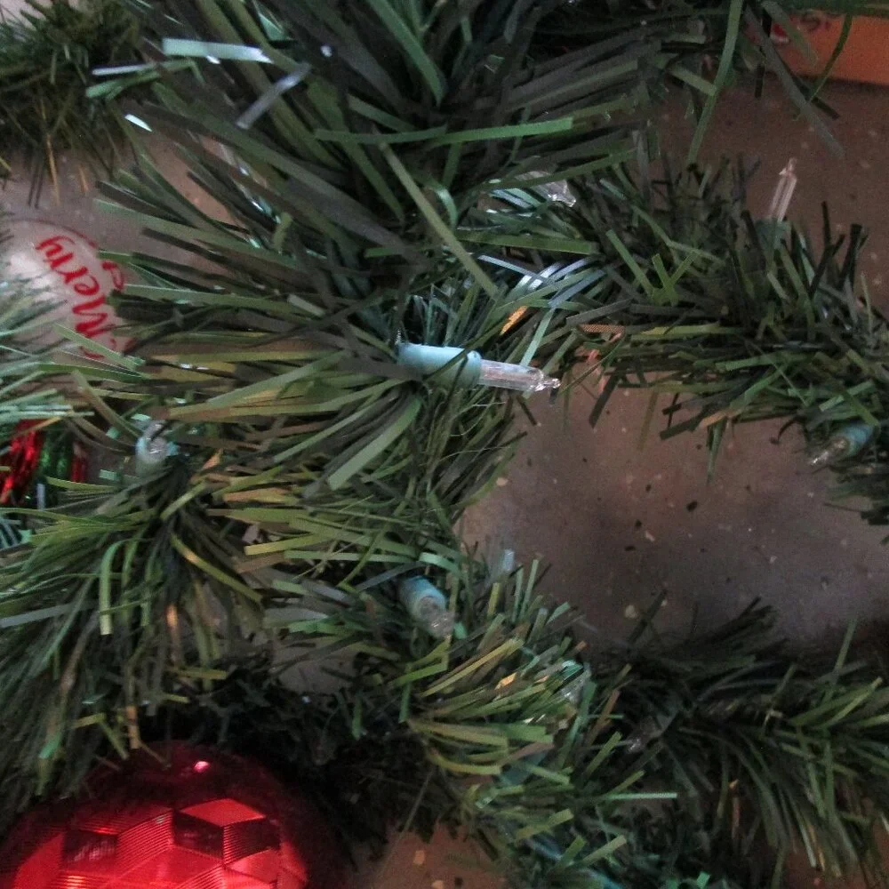 lighted indoor/outdoor evergreen garlands